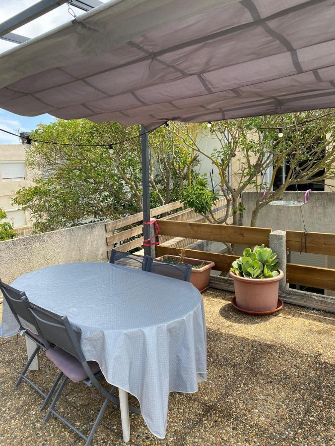 Appt avec parking, clim, wifi à 50 m de la plage Palavas-les-Flots Esterno foto